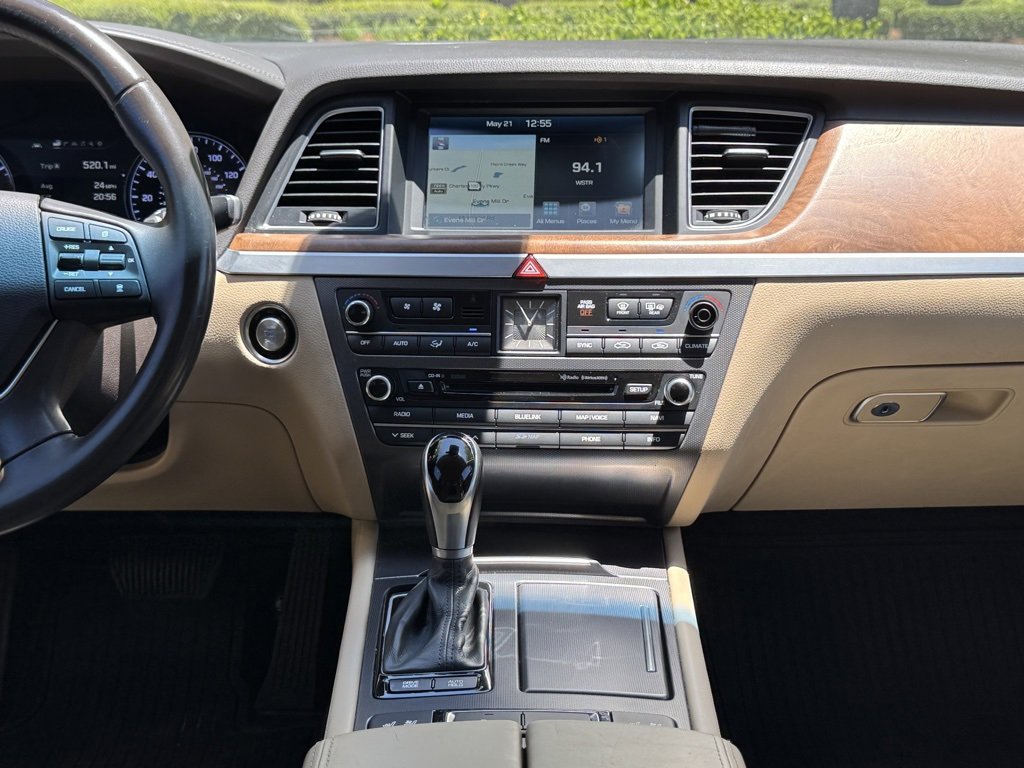 Used 2015 Hyundai Genesis 5.0 image 13