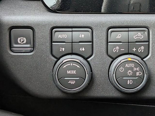 New 2026 Chevrolet Silverado 1500 LT Trail Boss w/ LT Trail Boss Premium Package AWD/4WD image 24