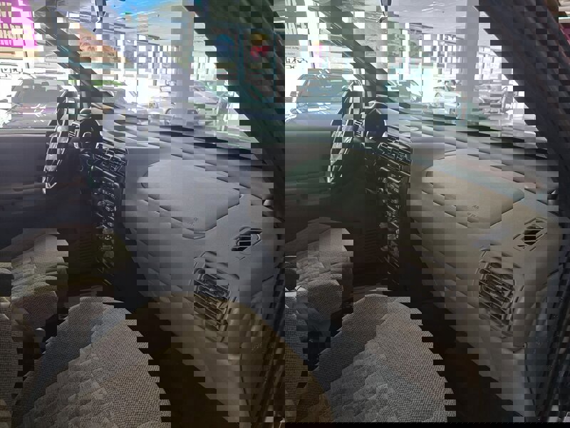 Used 2004 Pontiac Montana Extended w/ Convenience Package #1 image 15