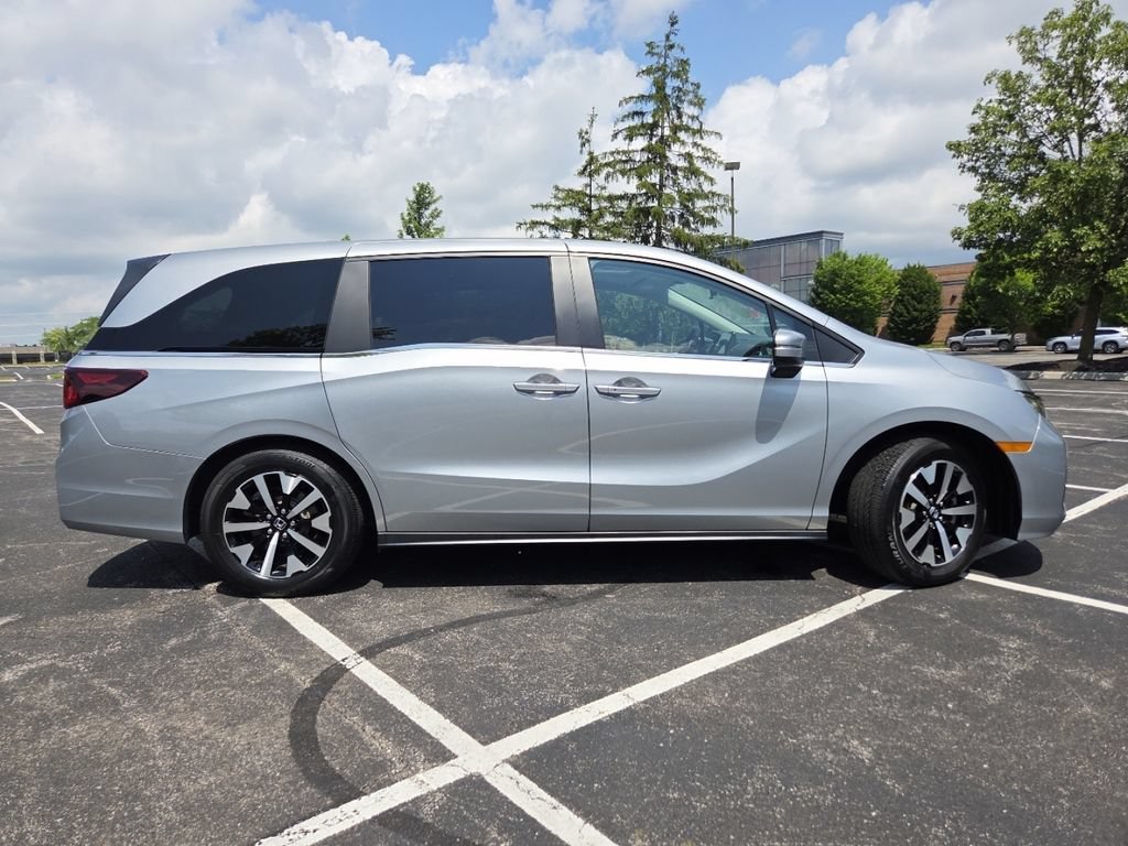 Certified 2026 Honda Odyssey EX-L image 24