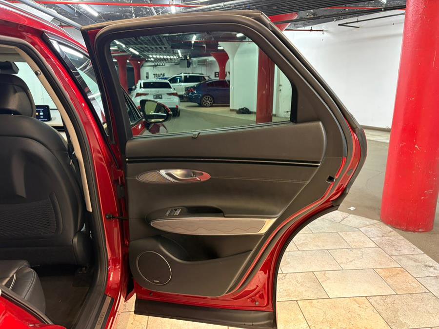 Used 2023 Genesis GV70 2.5T w/ Advanced Package image 26