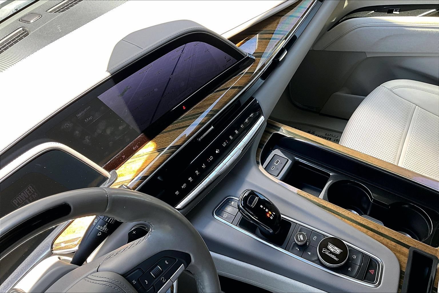 Used 2022 Cadillac Escalade Sport Platinum RWD image 33