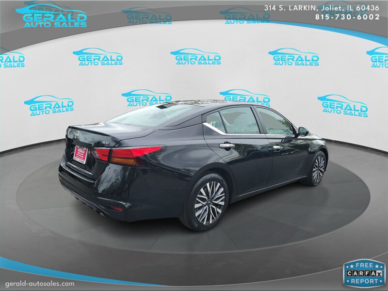 Used 2023 Nissan Altima 2.5 SV w/ SV Premium Package FWD image 7