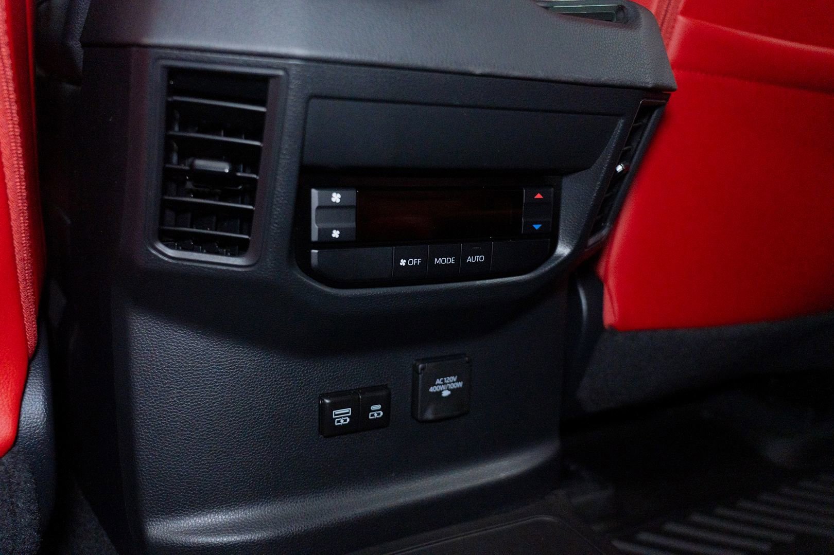 Used 2024 Toyota Sequoia TRD Pro AWD/4WD image 43