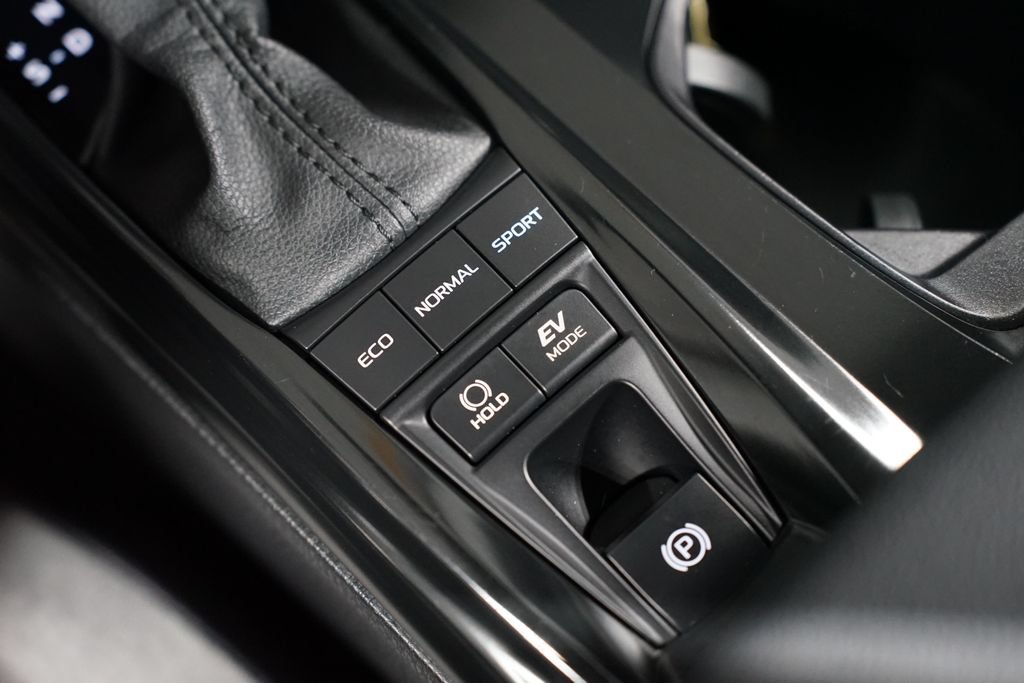 Certified 2025 Toyota Camry LE FWD image 22