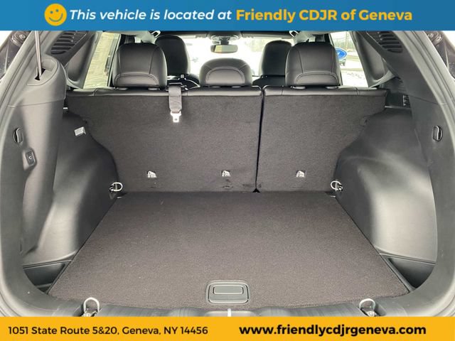 Used 2026 Jeep Compass Limited AWD/4WD image 13