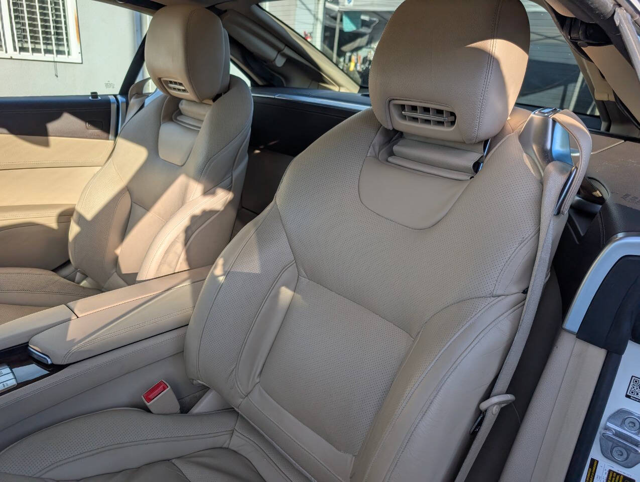 Used 2019 Mercedes-Benz SL 550 image 16