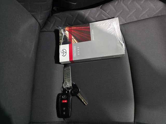 Used 2024 Toyota Tacoma SR w/ SR Upgrade Package image 9