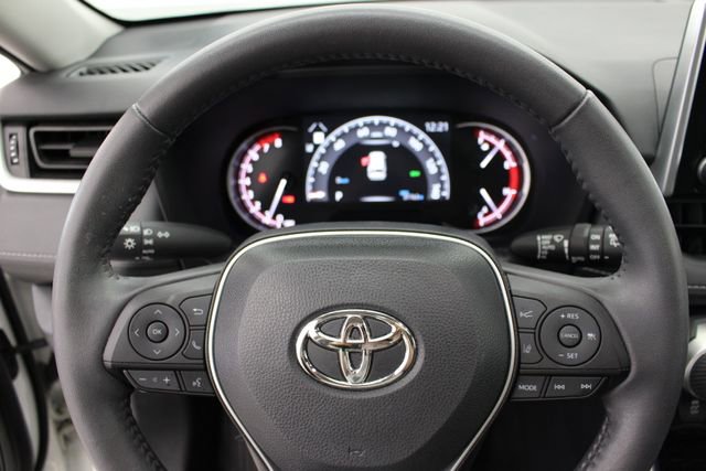 Used 2023 Toyota RAV4 XLE w/ Convenience Package image 15