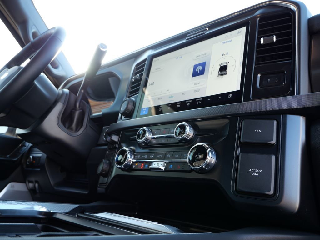 New 2026 Ford F350 Platinum w/ FX4 Off-Road Package image 19