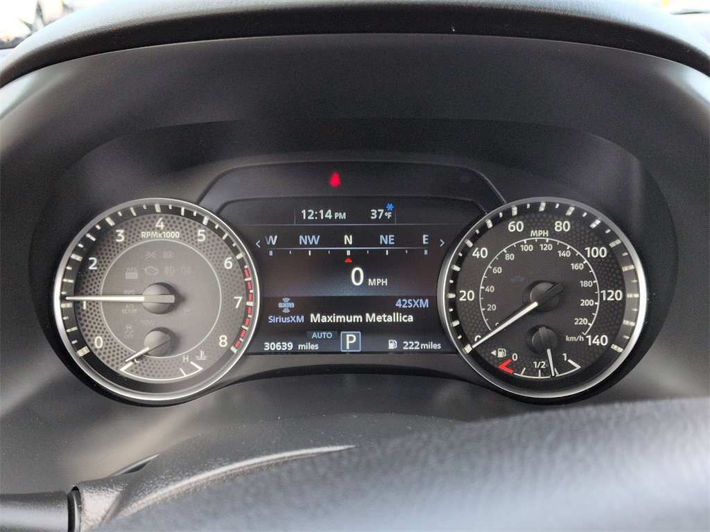 Used 2024 Nissan Armada SL w/ Captain's Chairs Package image 10