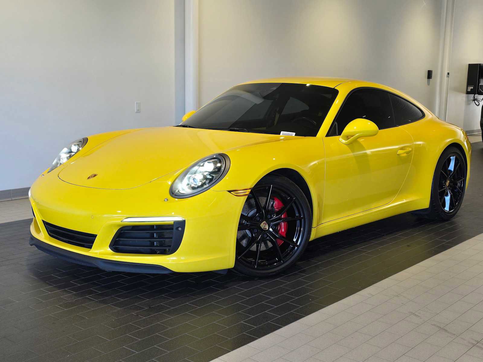 Used 2017 Porsche 911 Carrera S image 1