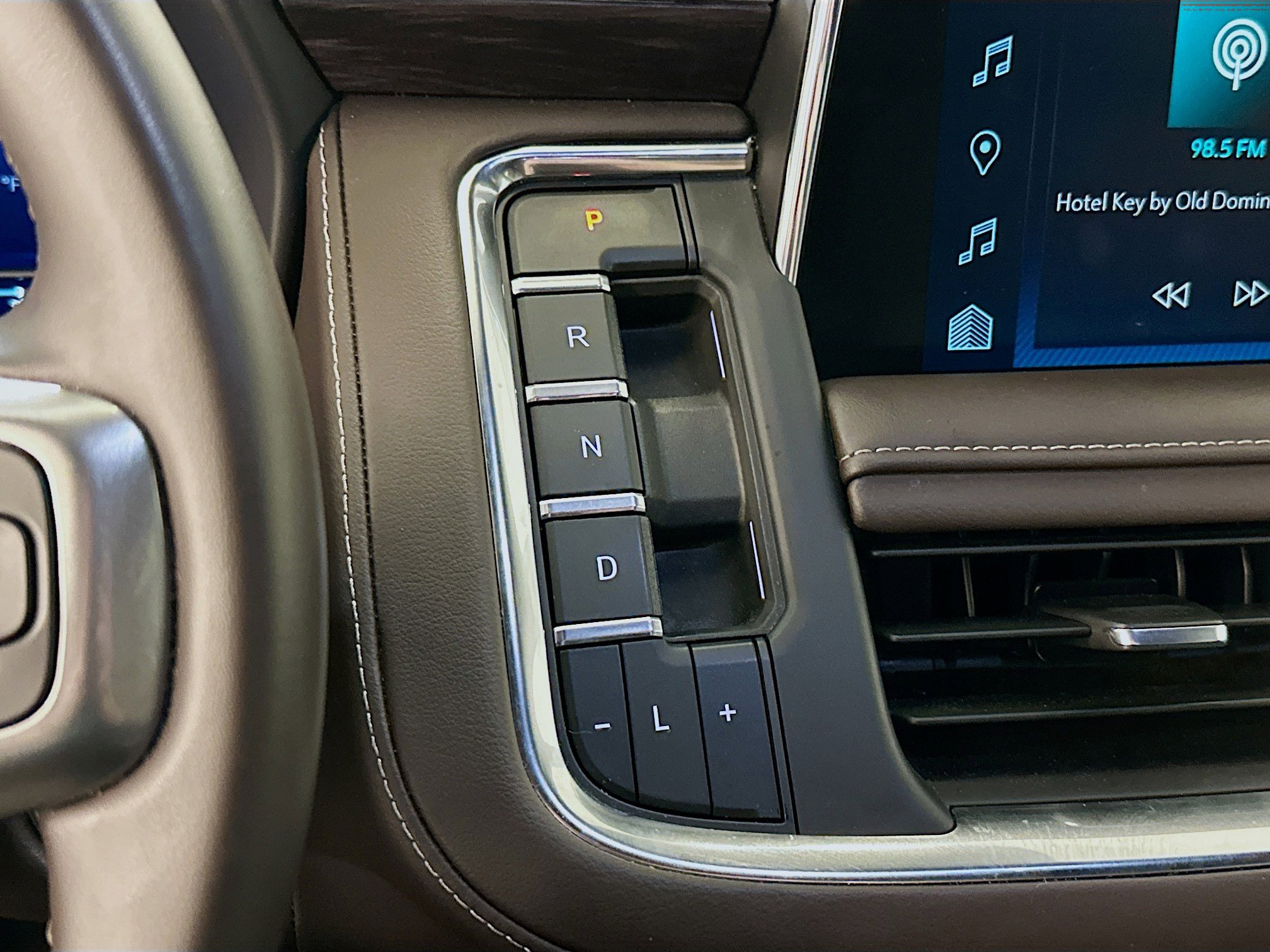Used 2024 Chevrolet Tahoe LT image 25