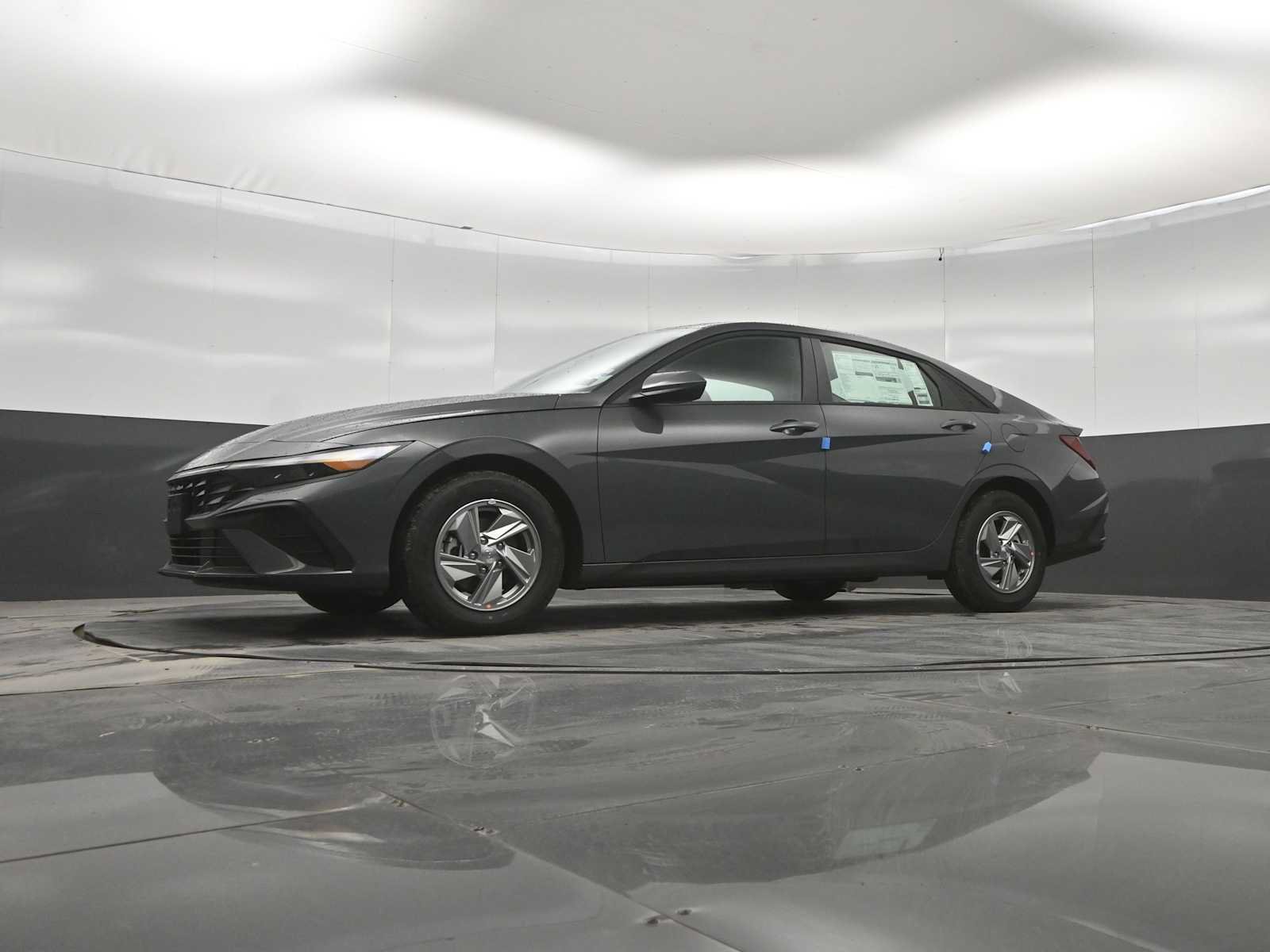 New 2026 Hyundai Elantra SE FWD image 33