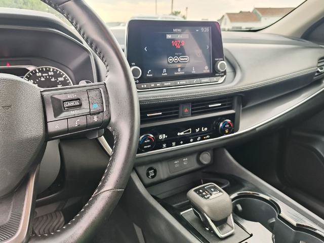 Certified 2025 Nissan Rogue SV AWD/4WD image 20