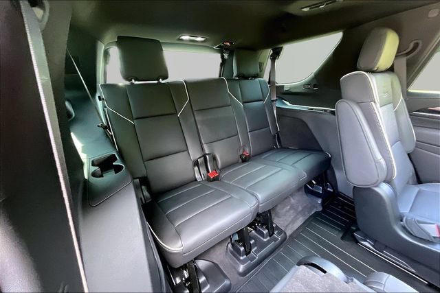 Used 2024 Cadillac Escalade Sport w/ LPO, ONYX Package AWD/4WD image 18