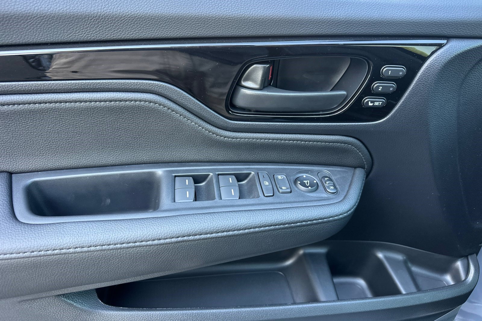 New 2027 Honda Odyssey Touring image 31