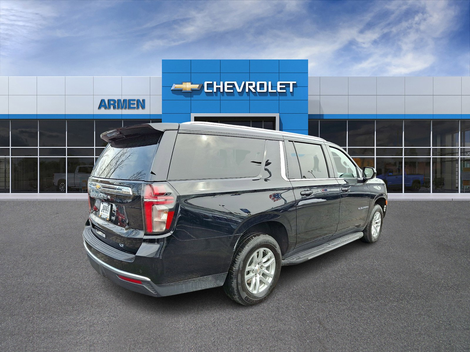 Certified 2024 Chevrolet Suburban LT image 7