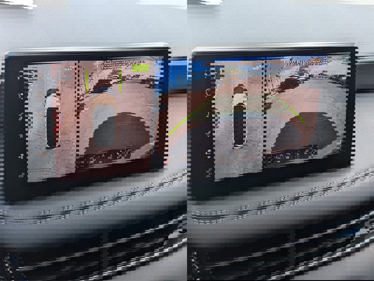 New 2026 INFINITI QX60 Luxe w/ Cargo Package image 16