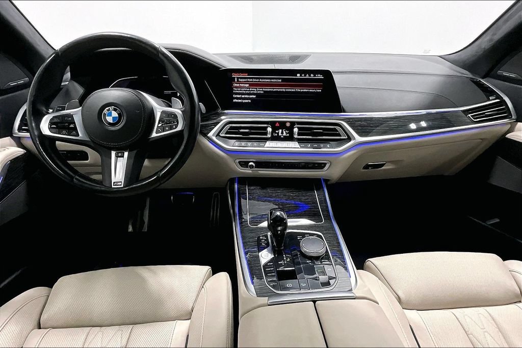 Used 2022 BMW X7 xDrive40i w/ M Sport Package AWD/4WD image 15