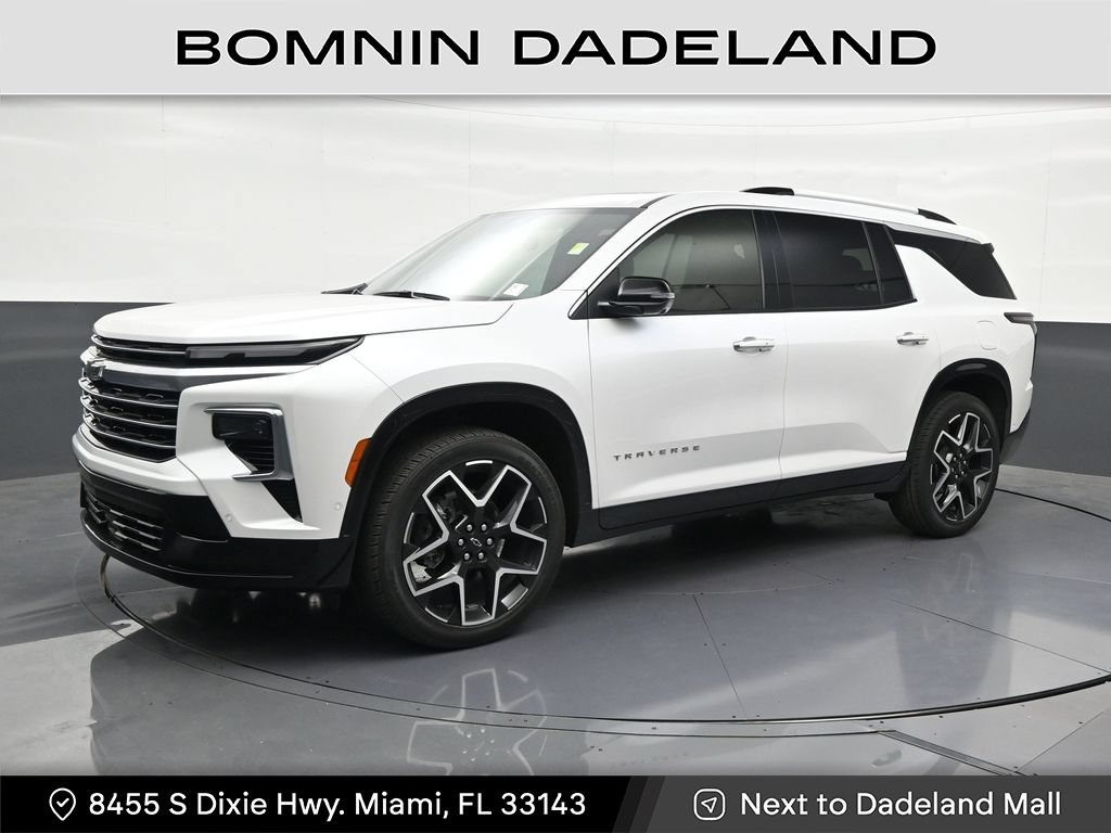 Used 2025 Chevrolet Traverse High Country FWD image 1