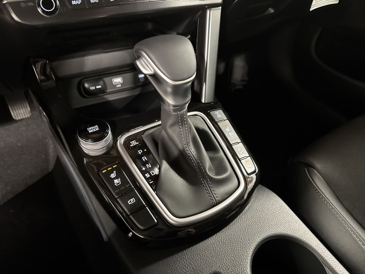 New 2026 Kia Seltos SX w/ SX Sunroof Package image 25