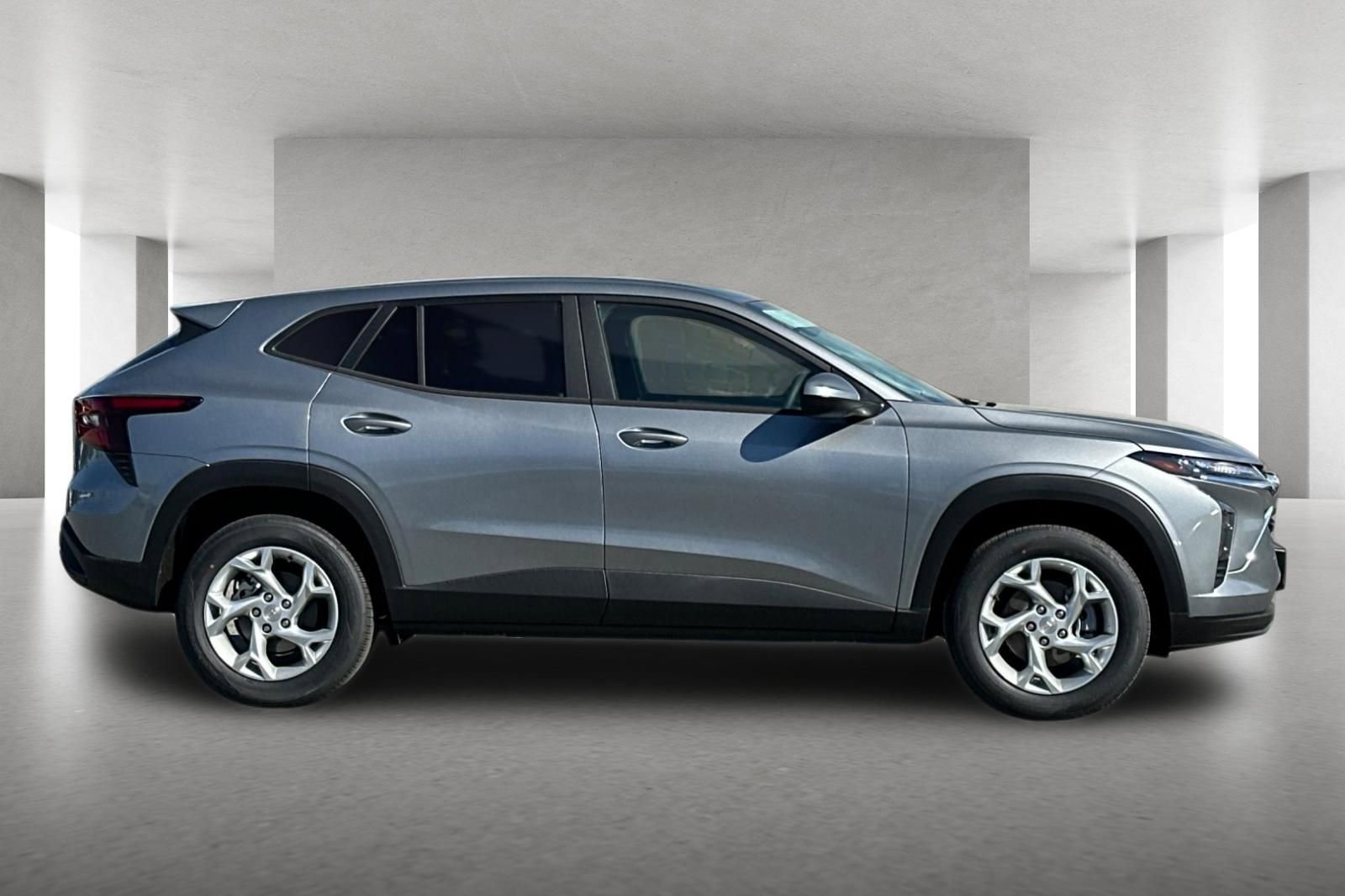 New 2026 Chevrolet Trax LS w/ LS Convenience Package image 3