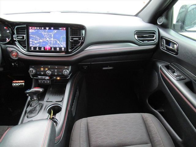 Certified 2025 Dodge Durango R/T w/ Blacktop Package image 16