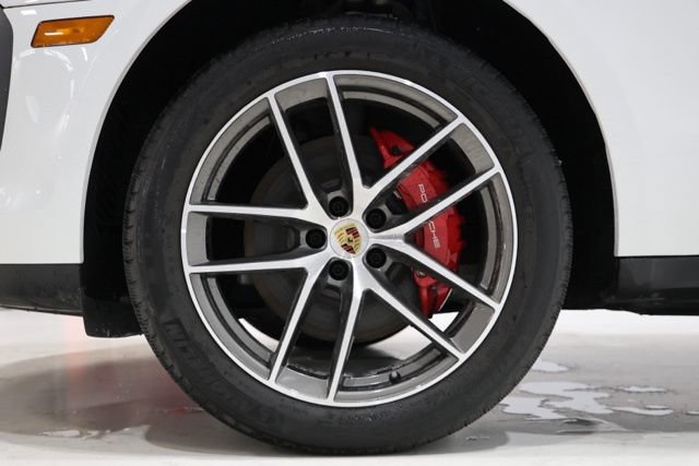 Used 2023 Porsche Macan S AWD/4WD image 9