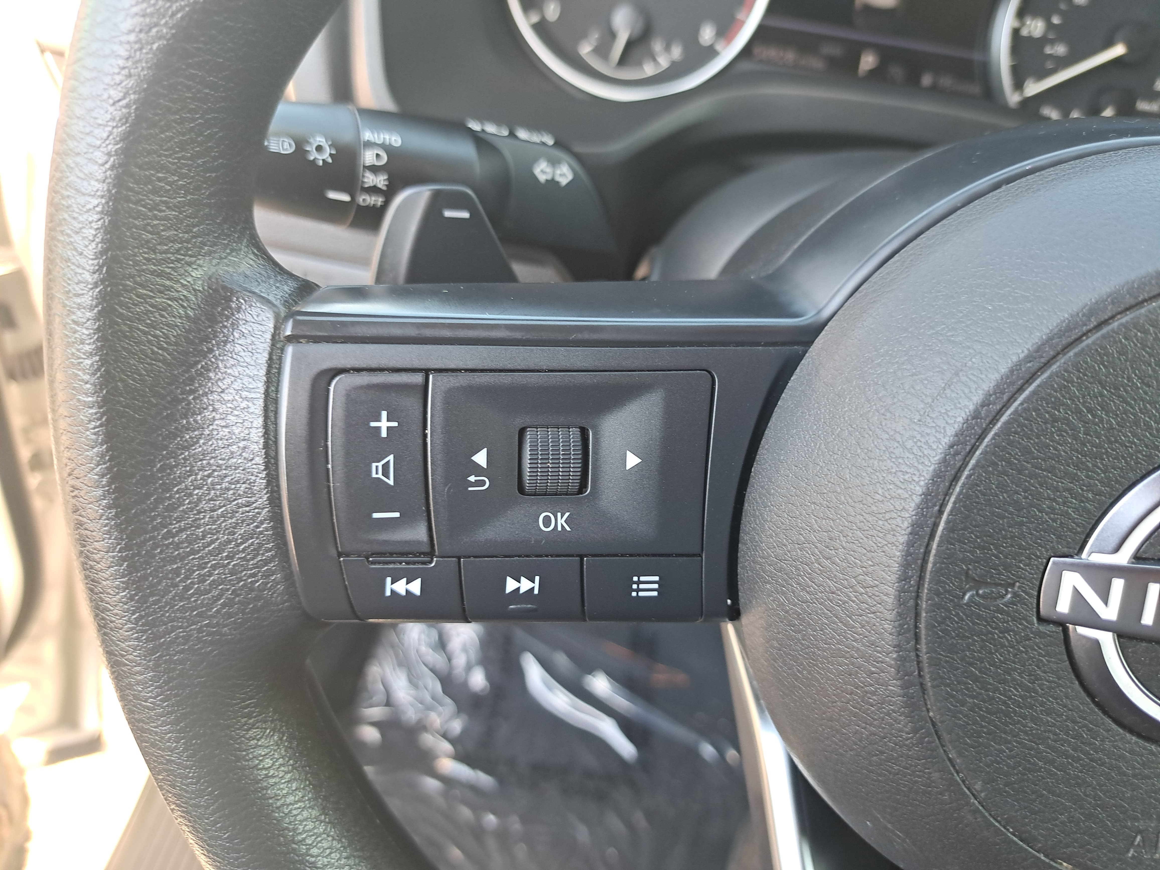 Certified 2024 Nissan Rogue S AWD/4WD image 16