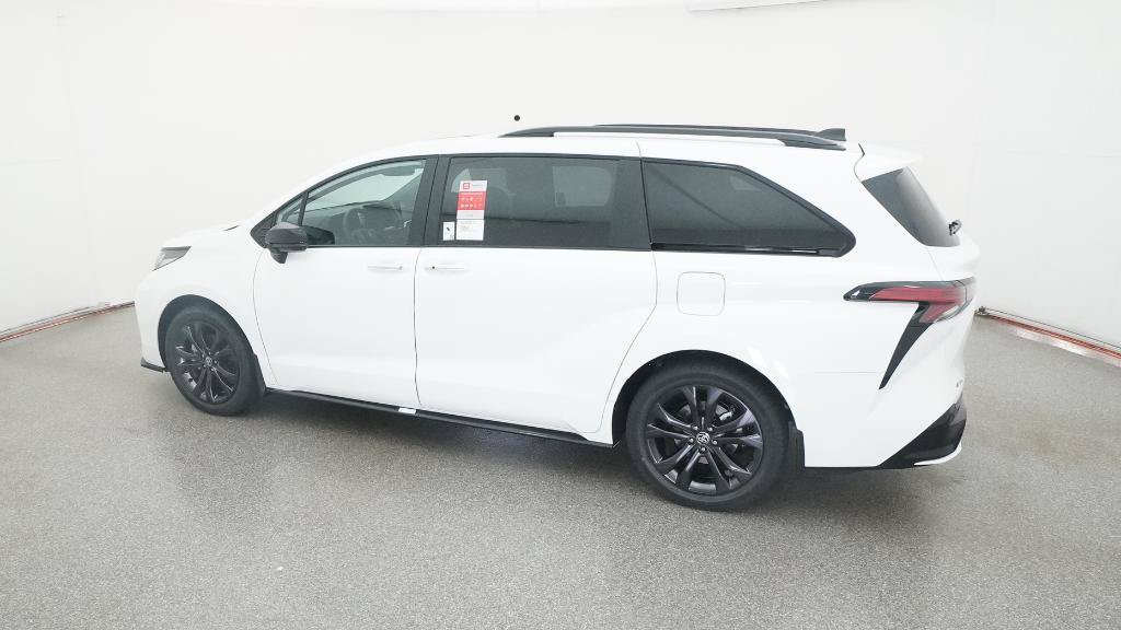 New 2025 Toyota Sienna XSE FWD image 7