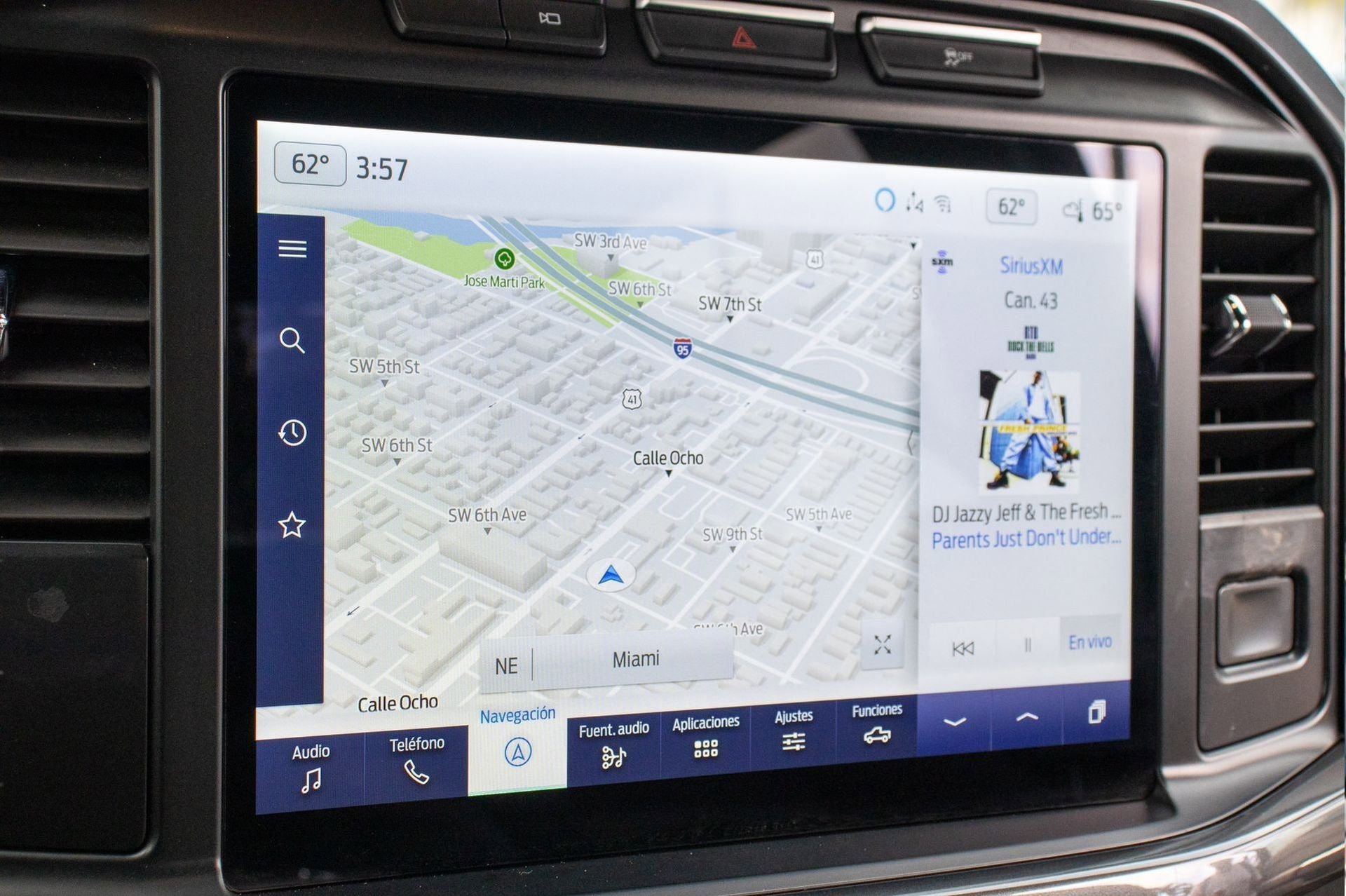 Used 2022 Ford F150 XLT w/ Equipment Group 302A High image 33