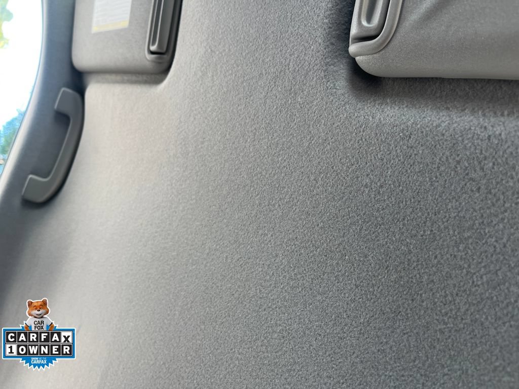 Used 2019 Nissan Kicks SR w/ SR Premium Package FWD image 19