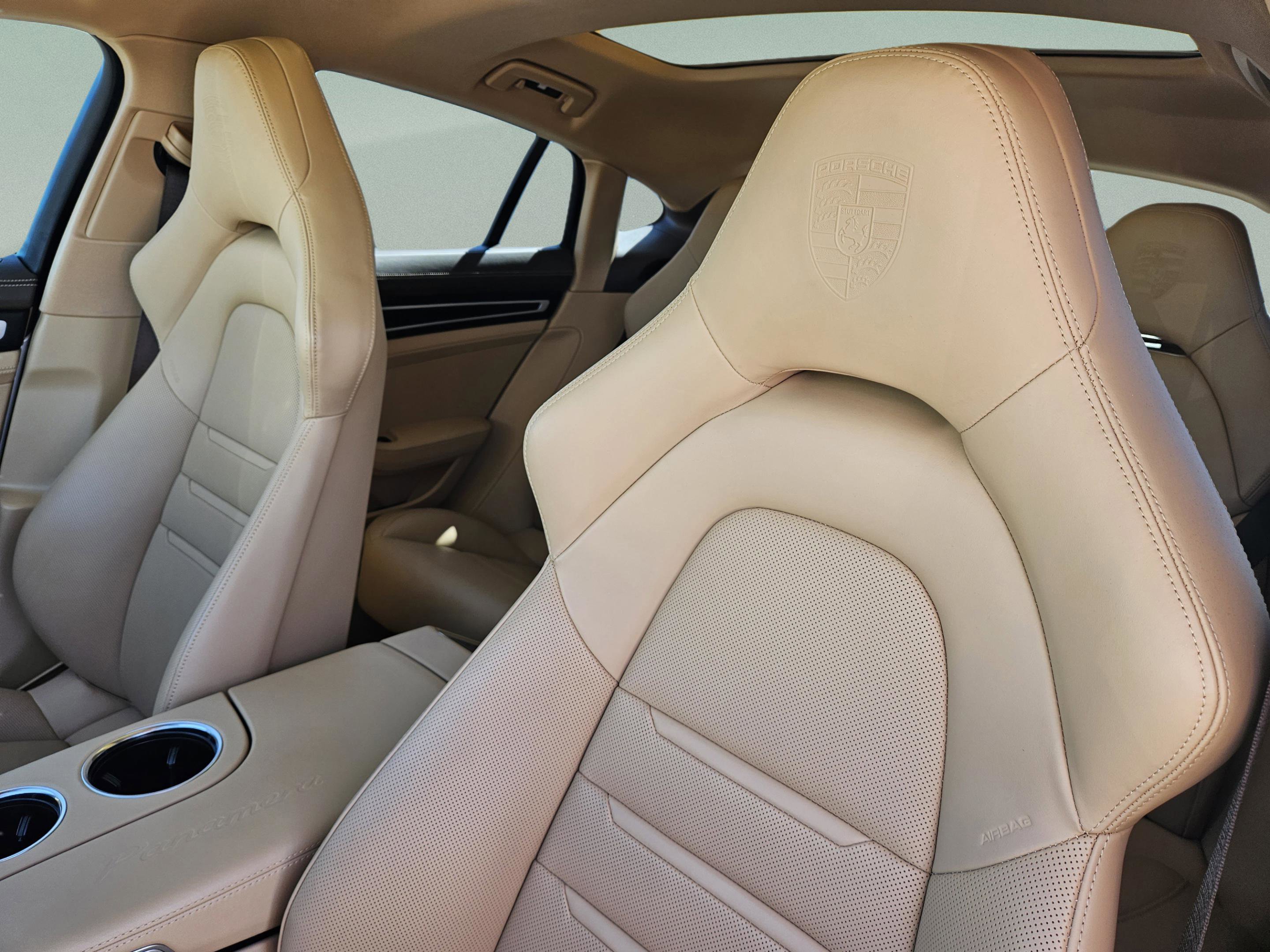 Certified 2023 Porsche Panamera Platinum Edition image 11