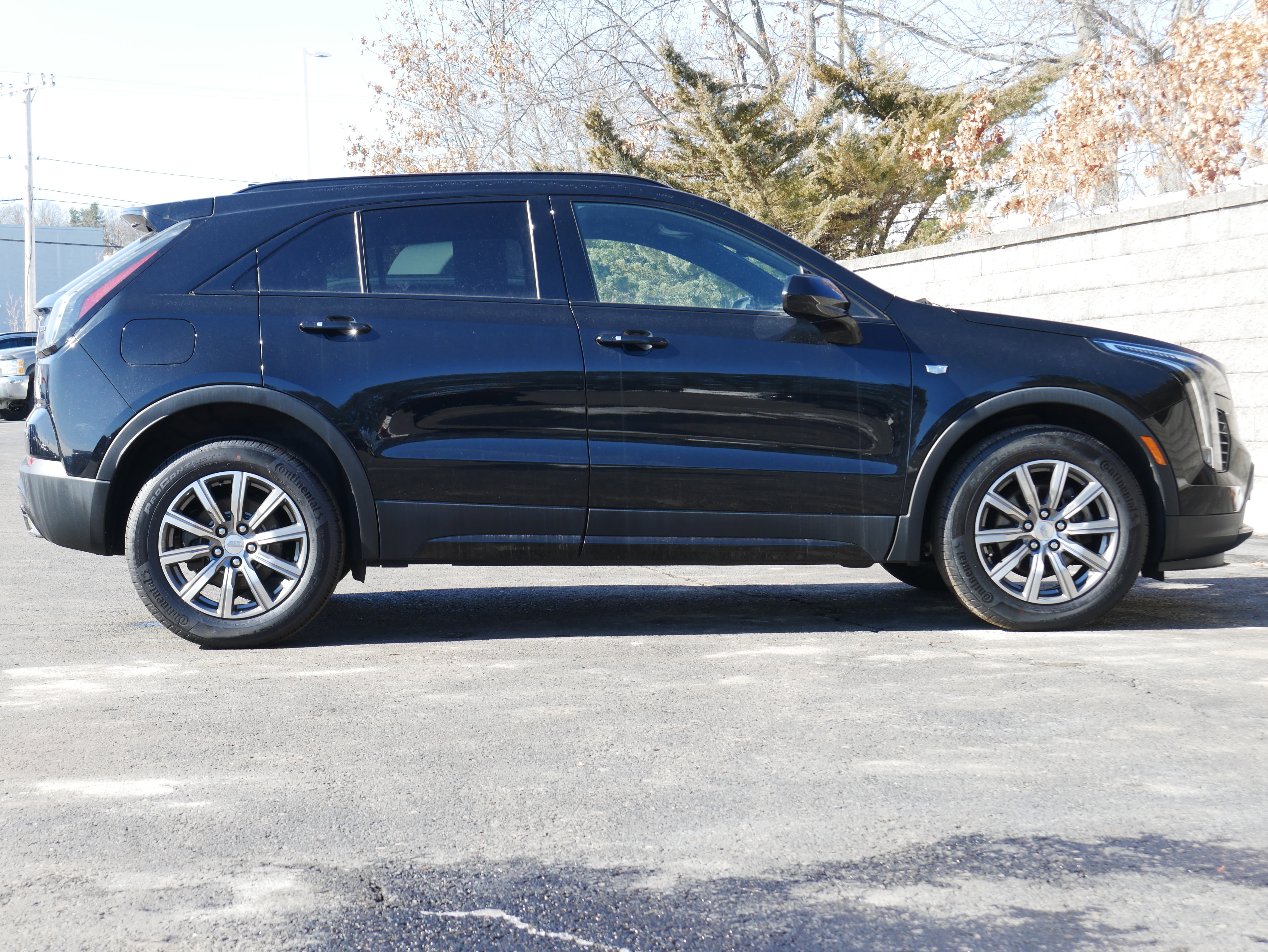 Certified 2019 Cadillac XT4 Sport w/ Cold Weather Package image 8