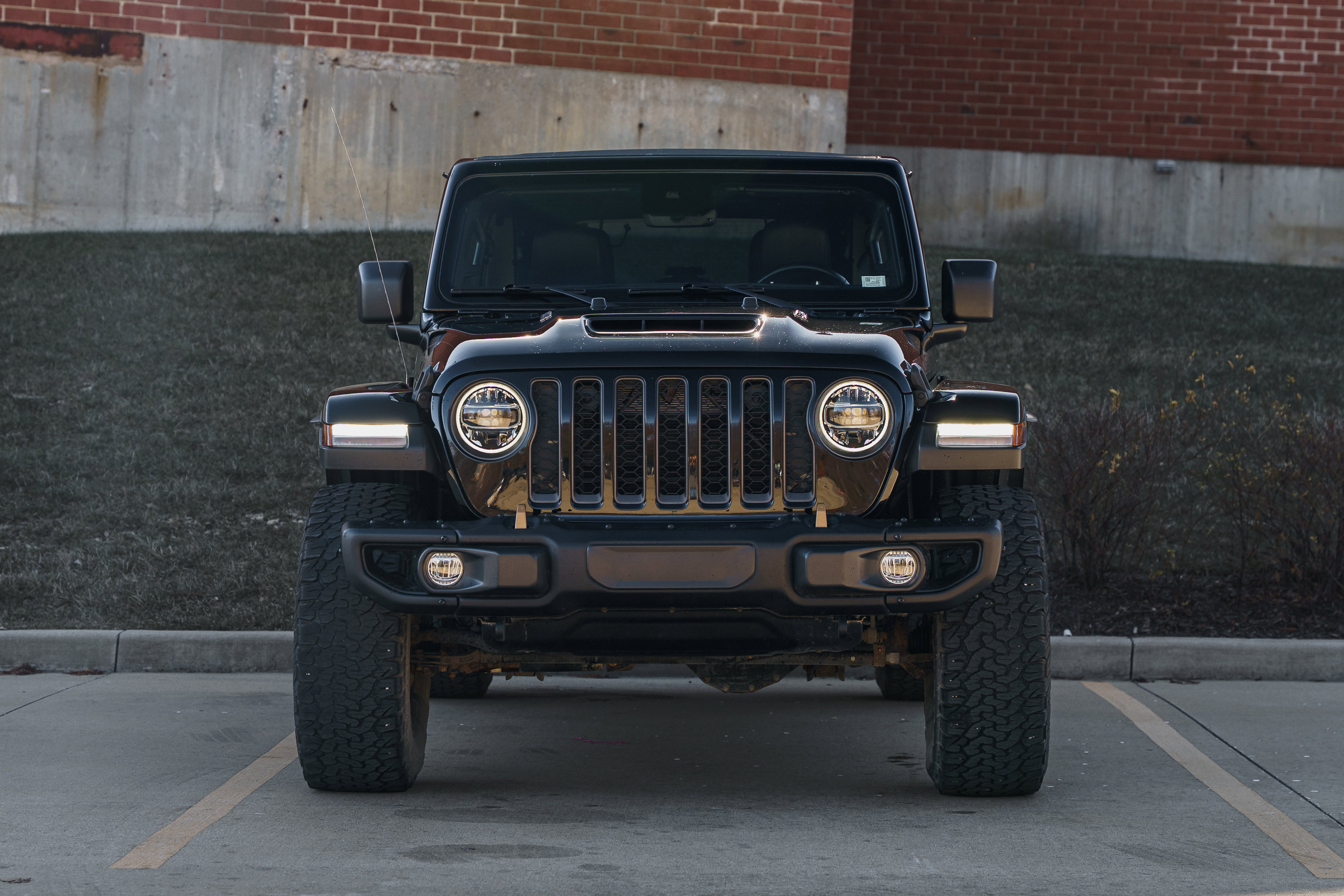 Used 2021 Jeep Wrangler Unlimited Rubicon w/ Xtreme Recon 35" Tire Package image 29