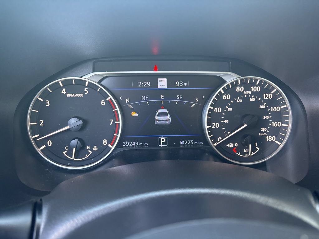 Used 2023 Nissan Altima 2.0 SR FWD image 14