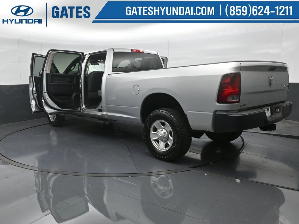 Used 2017 RAM 3500 Tradesman w/ Popular Equipment Group image 48