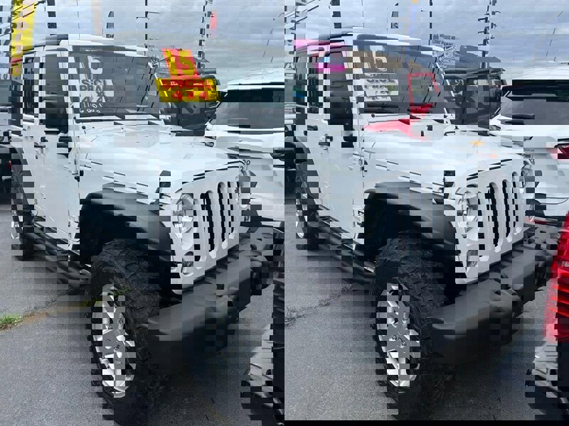 Used 2015 Jeep Wrangler Unlimited Sport w/ Quick Order Package 24S image 17