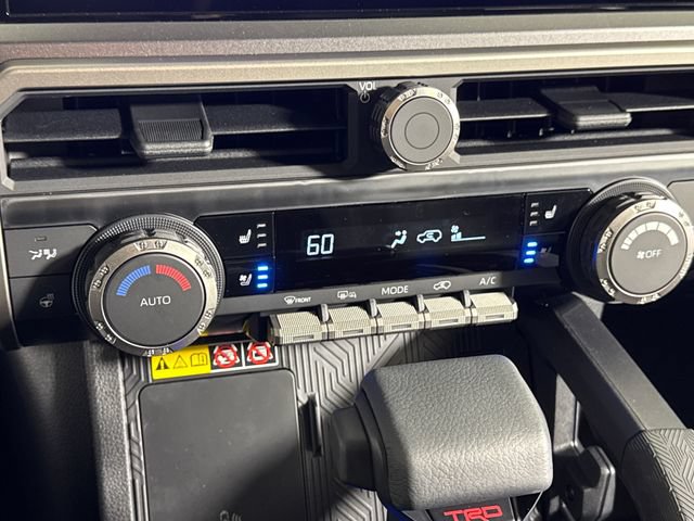 Used 2026 Toyota 4Runner TRD Off-Road Premium AWD/4WD image 31