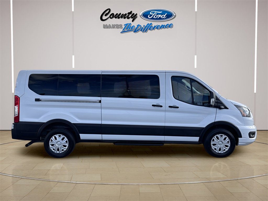 Used 2023 Ford Transit 350 XLT image 23