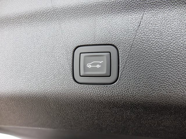 New 2026 Chevrolet Suburban Premier image 10