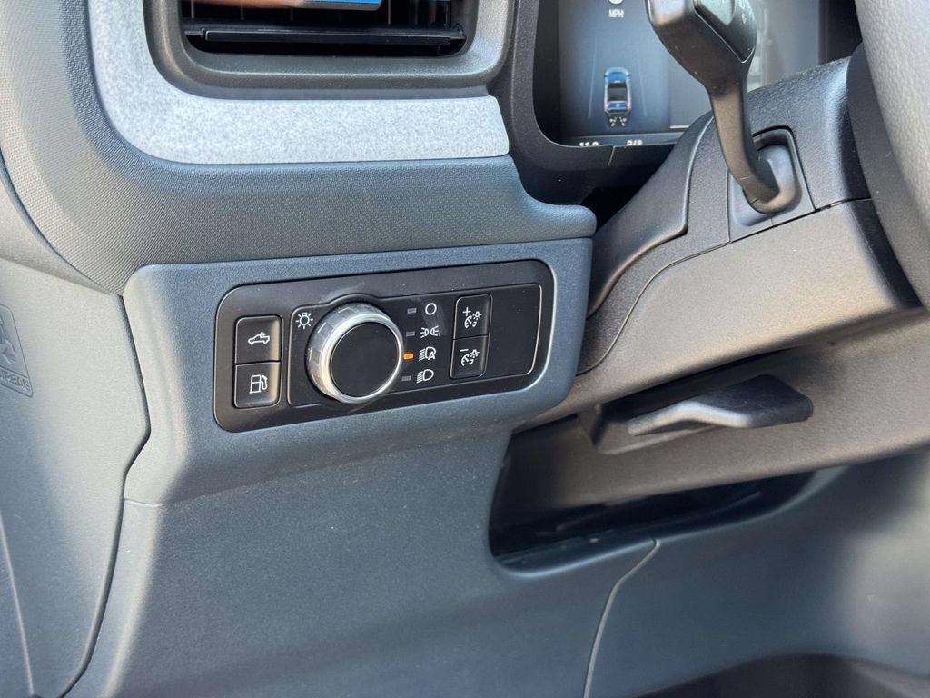 New 2025 Ford Maverick XLT FWD image 8