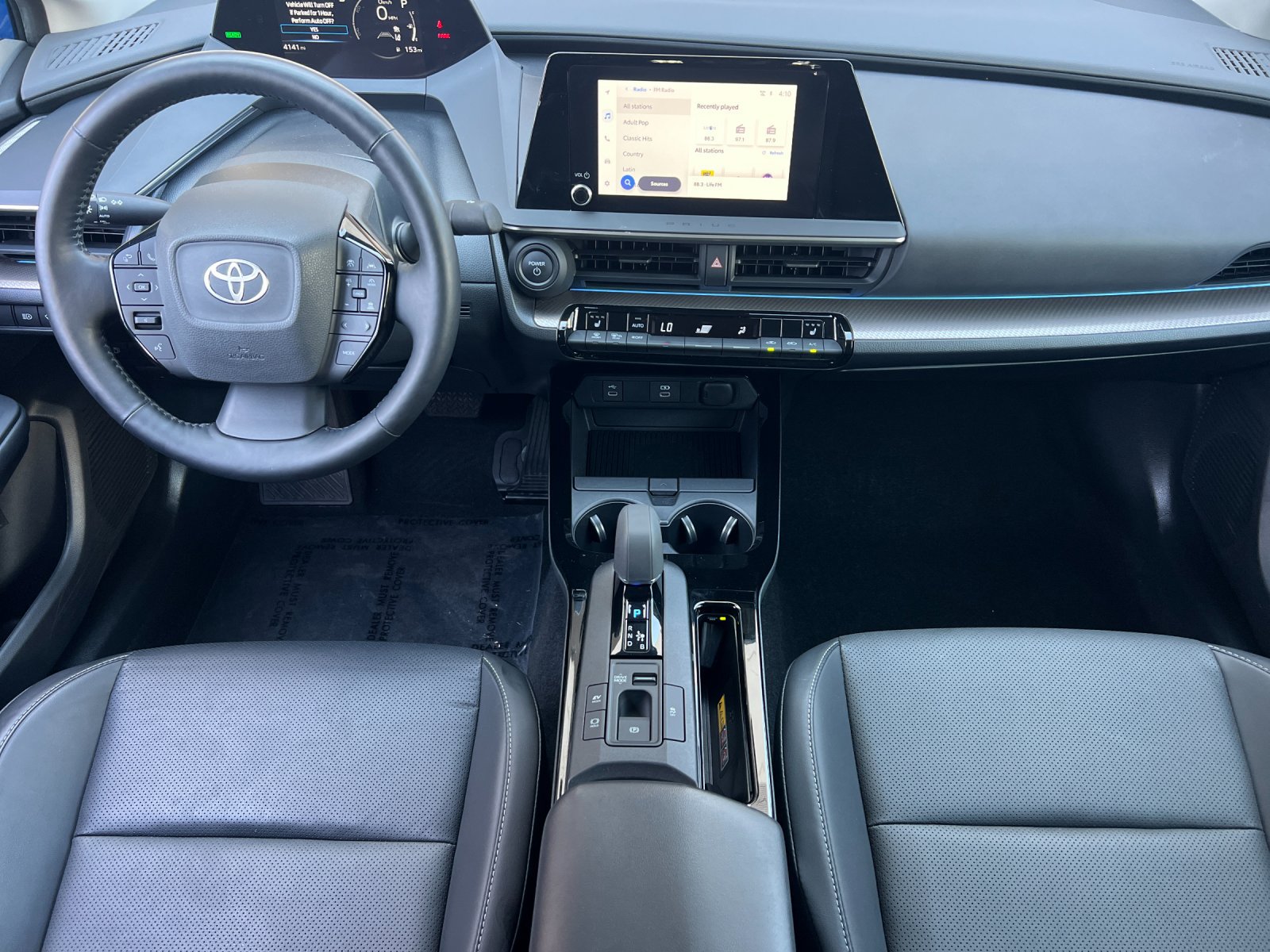 Used 2024 Toyota Prius XLE FWD image 13