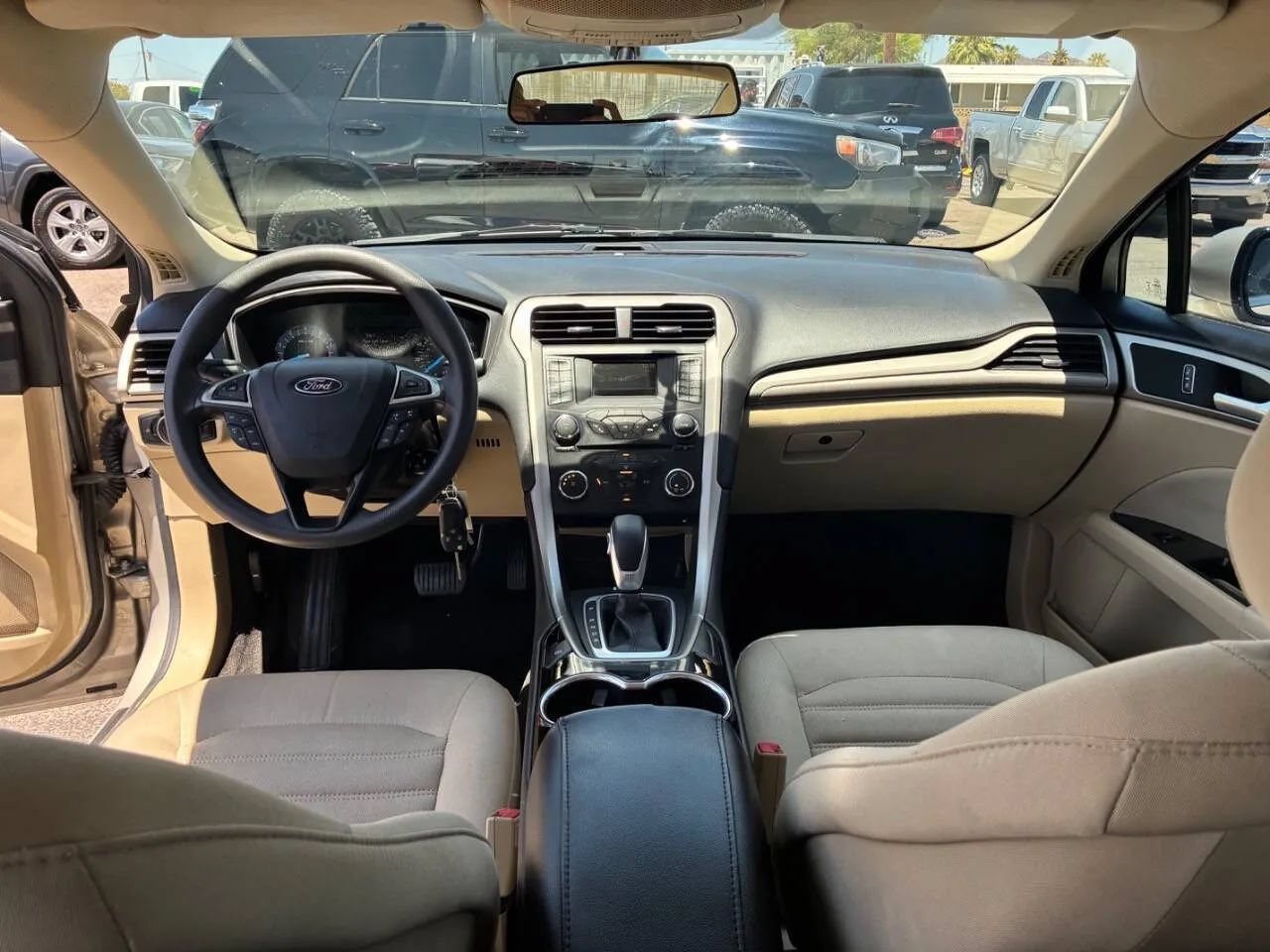Used 2015 Ford Fusion SE FWD image 20
