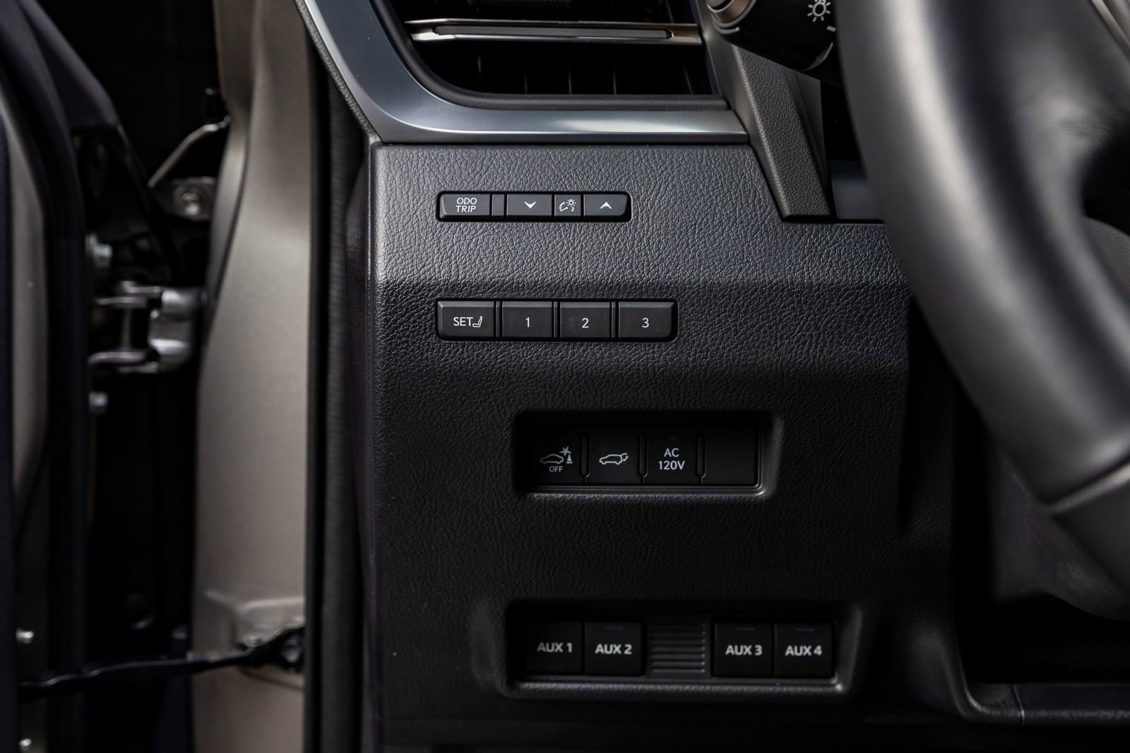 Used 2025 Lexus GX 550 image 22