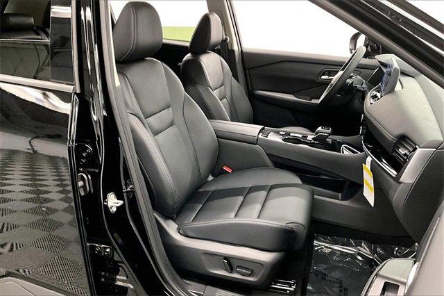 New 2025 Nissan Rogue SL image 36