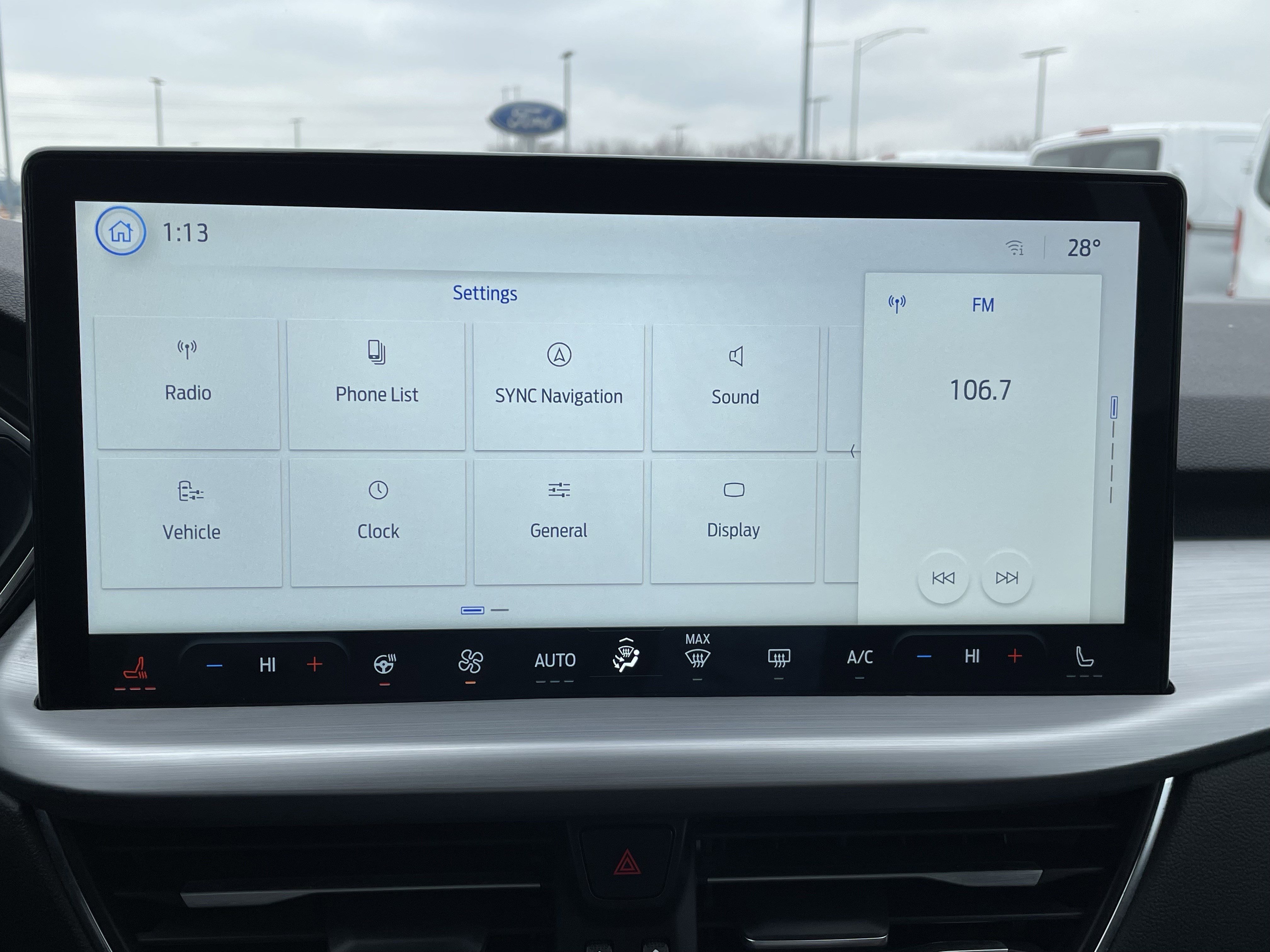 Used 2024 Ford Escape Platinum image 28