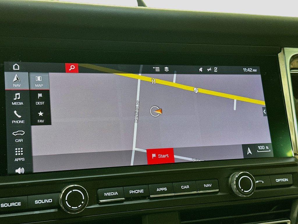 Certified 2019 Porsche Macan S AWD/4WD image 14