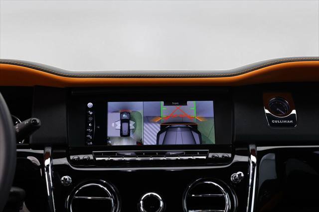 Certified 2023 Rolls-Royce Cullinan w/ Cullinan Package AWD/4WD image 16